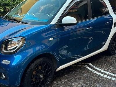 Usata Smart ForFour Proxy 71 CV (52 kW) 2016 Blu Utilitaria