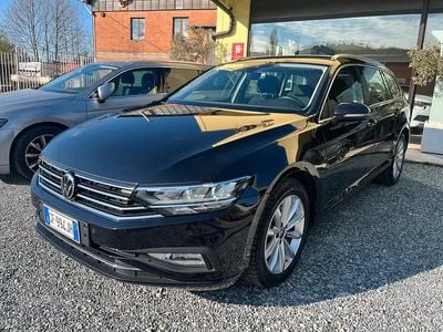 Usata VW Passat Business 149 CV (109 kW) 2021 Nero Station wagon