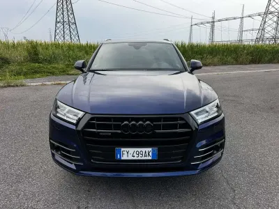 Usata Audi Q5 S-line plus 245 CV (180 kW) 2019 Blu notte SUV