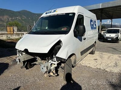 Usata Renault Master T28 135 CV (99 kW) 2020 Bianco Monovolume