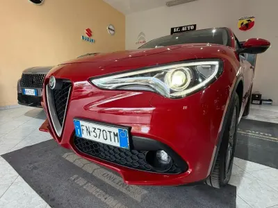 Usata Alfa Romeo Stelvio Executive 179 CV (131 kW) 2018 Rosso SUV