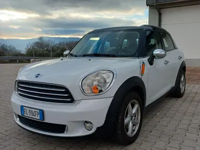 Usata Mini Cooper D Countryman 111 CV (81 kW) 2012 Bianco SUV