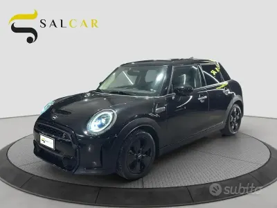 Usata Mini Cooper S 178 CV (130 kW) 2022 Nero Utilitaria