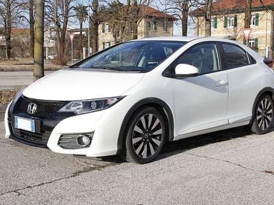 Usata Honda Civic Elegance 99 CV (72 kW) 2017 Berlina