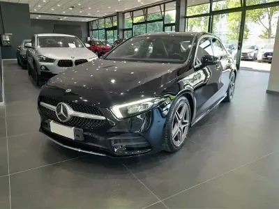 Usata Mercedes A200 Premium 163 CV (119 kW) 2018 Nero Berlina