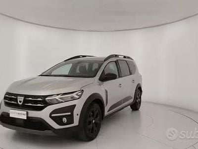 Usata Dacia Jogger Extreme 101 CV (74 kW) 2023 Grigio Monovolume