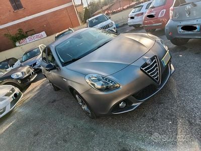Usata Alfa Romeo Giulietta Distinctive 105 CV (77 kW) 2014 Grigio Berlina