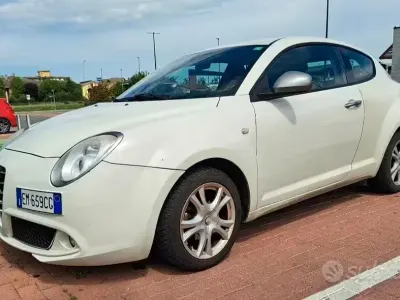 Usata Alfa Romeo MiTo Distinctive 77 CV (56 kW) 2012 Beige Utilitaria
