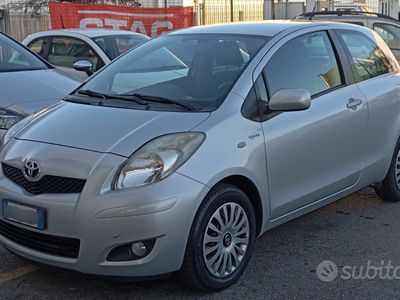 usata Toyota Yaris 2011