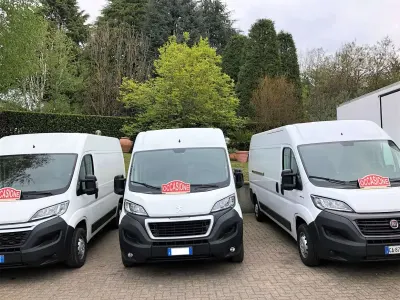 Usata Peugeot Boxer 150 CV (110 kW) 2022 Bianco Furgone