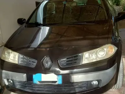 Usata Renault Mégane Cabriolet Dynamique 131 CV (96 kW) 2006 Nero Cabrio
