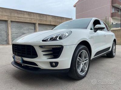 Porsche Macan S