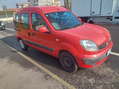 Usata Renault Kangoo 2006 Rosso Utilitaria
