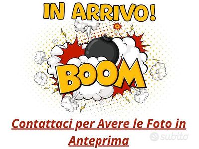 Usata Volvo XC60 Momentum 235 CV (172 kW) 2021 Grigio SUV