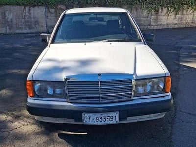 Usata Mercedes 190 194 CV (142 kW) 1990 Bianco Berlina