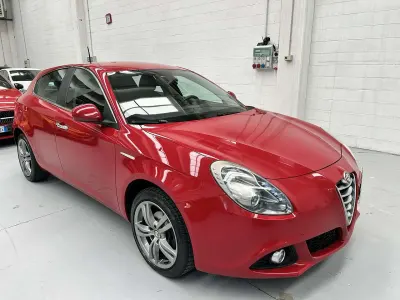 Usata Alfa Romeo Giulietta Distinctive 120 CV (88 kW) 2013 Other Utilitaria
