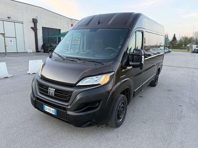 Usata Fiat Ducato 33 120 CV (88 kW) 2021 Marrone Furgone