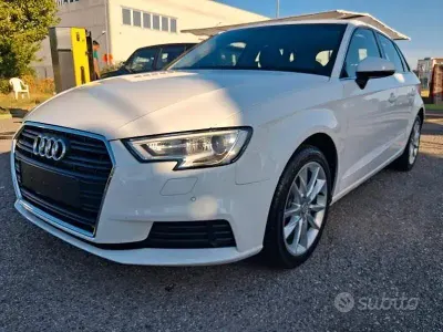 Usata Audi A3 Business 116 CV (85 kW) 2019 Bianco Berlina
