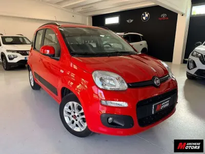Usata Fiat Panda Lounge 52 CV (38 kW) 2018 Rosso Utilitaria