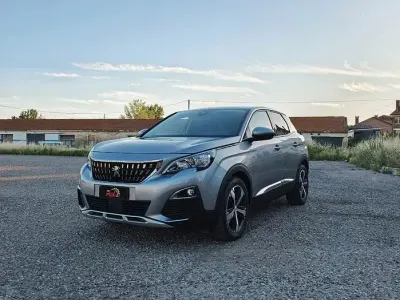 Usata Peugeot 3008 Allure 131 CV (96 kW) 2018 Argento SUV
