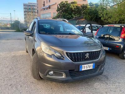 Usata Peugeot 2008 102 CV (75 kW) 2018 Grigio SUV