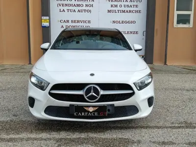 Usata Mercedes A160 109 CV (80 kW) 2019 Bianco Utilitaria