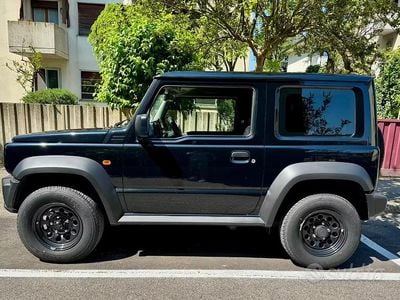 Second-hand Suzuki Jimny 102 CP (75 kW) 2021 Negru SUV