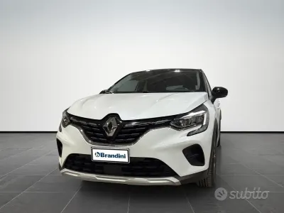 Käytetty Renault Captur Zen 101 HP (74 kW) 2020 Valkoinen Katumaasturi