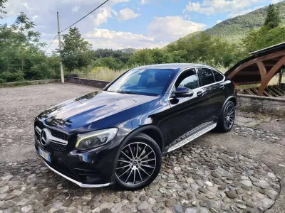 Usata Mercedes GLC250 AMG 204 CV (150 kW) 2019 Nero Coupé
