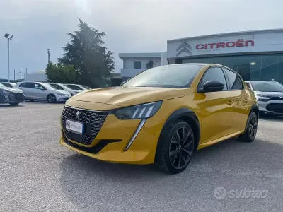 Usata Peugeot 208 GT 131 CV (96 kW) 2022 Giallo Utilitaria
