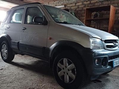 Usata Daihatsu Terios 86 CV (63 kW) 2005 Grigio SUV