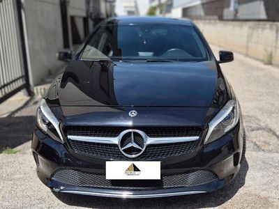 Usata Mercedes A180 109 CV (80 kW) 2013 Nero Berlina