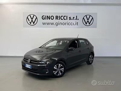 Usata VW Polo Life 95 CV (69 kW) 2021 Grigio Utilitaria