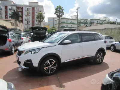 Usata Peugeot 5008 Allure 131 CV (96 kW) 2019 Bianco SUV
