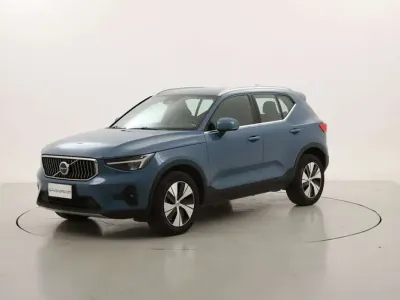 Usata Volvo XC40 Plus 163 CV (119 kW) 2023 Blu SUV
