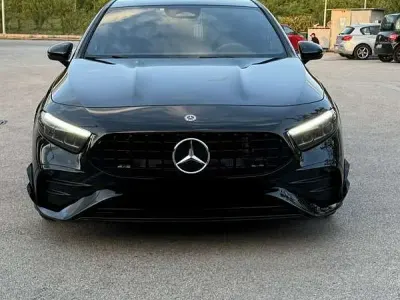 Usata Mercedes A180 AMG Line Premium 136 CV (100 kW) 2023 Berlina