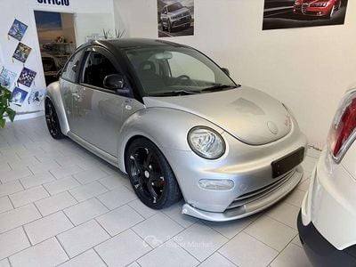 Usata VW New Beetle 116 CV (85 kW) 1999 Grigio Utilitaria