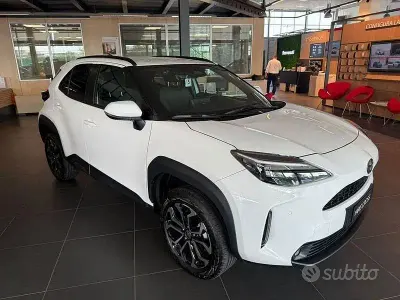 Nuova Toyota Yaris Cross Trend 130 CV (95 kW) 2026 SUV