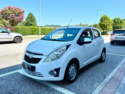 Usata Chevrolet Spark 65 CV (47 kW) 2012 Bianco Utilitaria