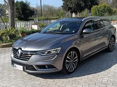 Usata Renault Talisman Intens 130 CV (95 kW) 2017 Grigio Station wagon