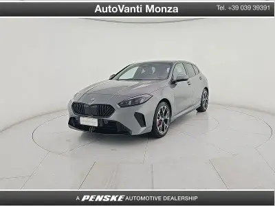 Usata BMW 120 M Sport 163 CV (119 kW) 2025 Grigio Utilitaria