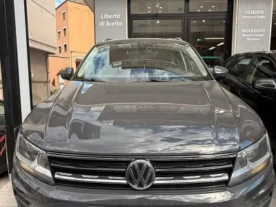 Gebraucht VW Tiguan Business 150 PS (110 kW) 2018 Grau SUV