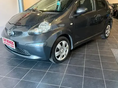Usata Toyota Aygo 68 CV (50 kW) 2008 Grigio Utilitaria