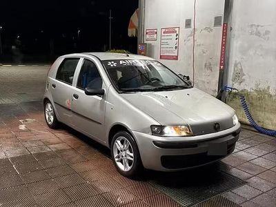 Usata Fiat Punto 60 CV (44 kW) 2001 Grigio Utilitaria