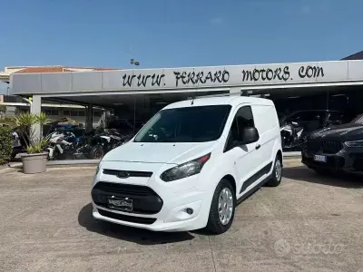 Usado Ford Transit Connect 101 CV (74 kW) 2017 Blanco Monovolumen