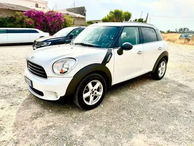 Usata Mini Countryman 90 CV (66 kW) 2013 Bianco SUV