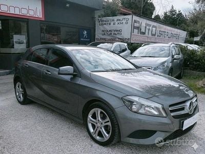 Usata Mercedes A180 109 CV (80 kW) 2015 Grigio Berlina