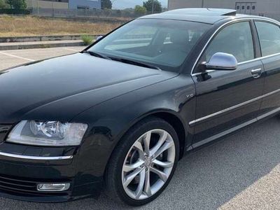 Audi S8