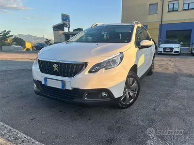 Używany Peugeot 2008 Active 75 KM (55 kW) 2018 Biały SUV