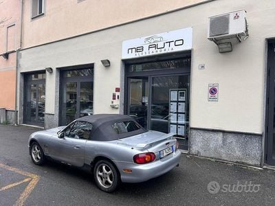 Usata Mazda MX5 Edition 110 CV (80 kW) 1999 Grigio Cabrio